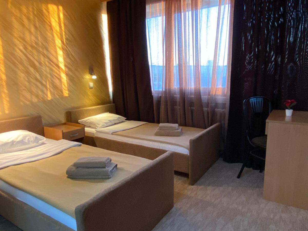Hotel Moment Velika Plana Eksteriør billede
